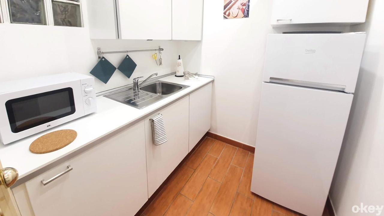 Dimora Donna Vittoria - Bari Vecchia Apartment Luaran gambar