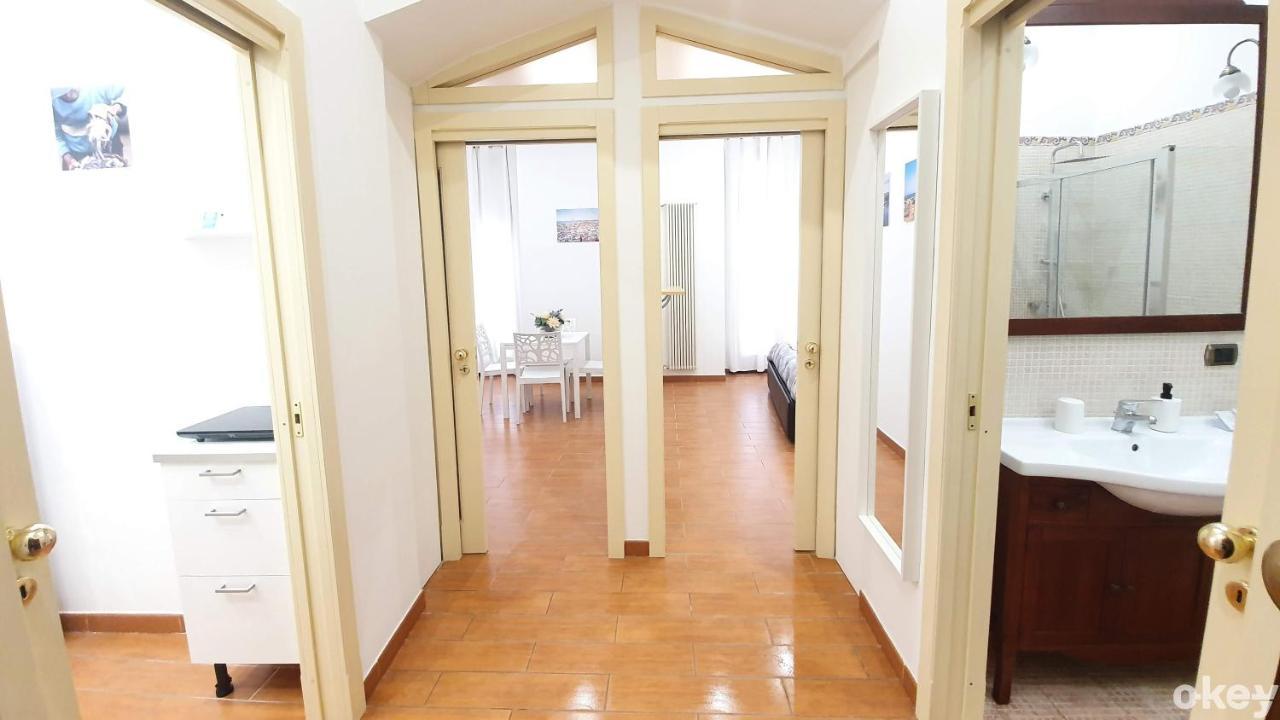 Dimora Donna Vittoria - Bari Vecchia Apartment Luaran gambar